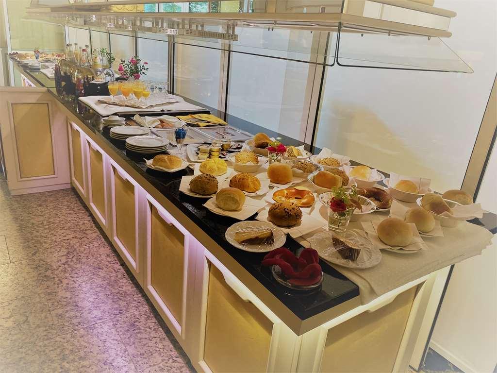 AKZENT Hotel Restaurant Altdorfer Hof Weingarten  Restaurant foto