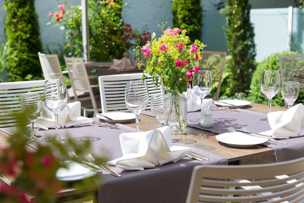 AKZENT Hotel Restaurant Altdorfer Hof Weingarten  Exterior foto