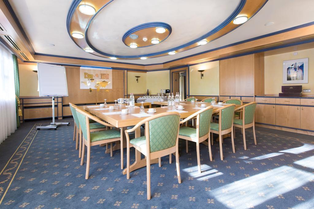 AKZENT Hotel Restaurant Altdorfer Hof Weingarten  Exterior foto