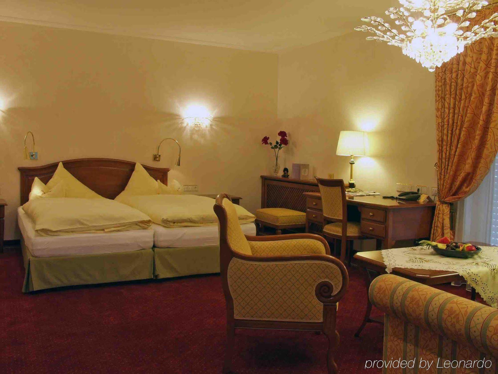 AKZENT Hotel Restaurant Altdorfer Hof Weingarten  Zimmer foto